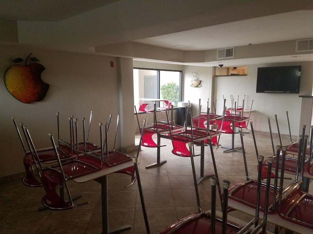 Infinity Inn & Suites Tempe Dış mekan fotoğraf