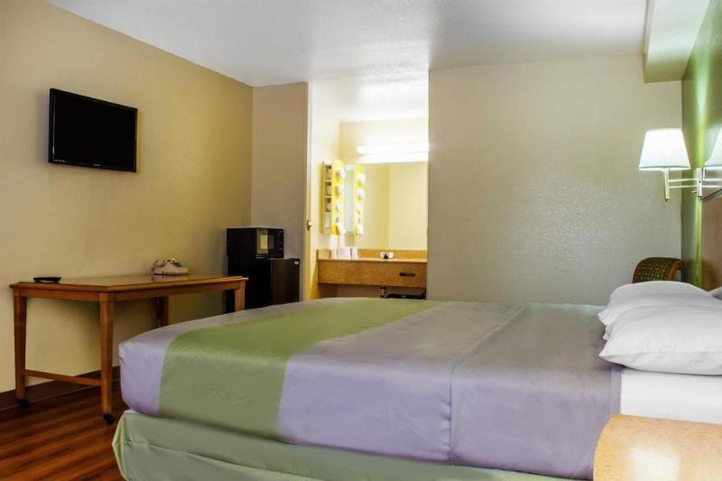 Infinity Inn & Suites Tempe Dış mekan fotoğraf