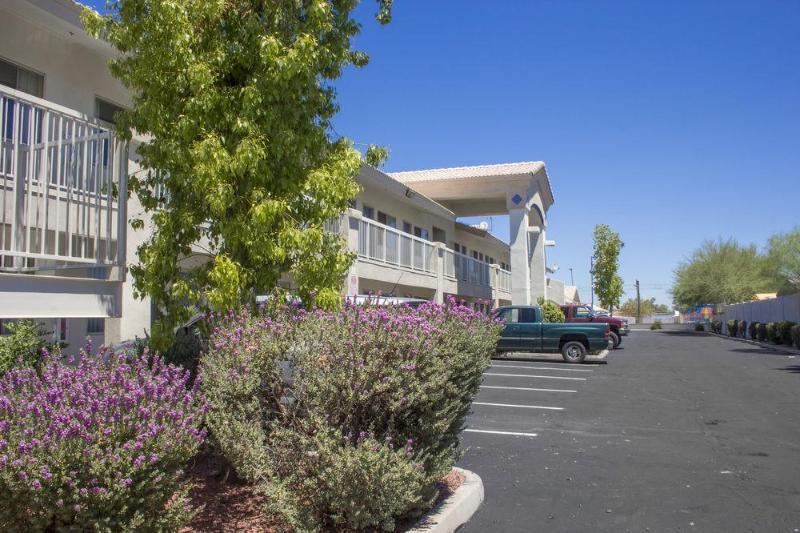Infinity Inn & Suites Tempe Dış mekan fotoğraf