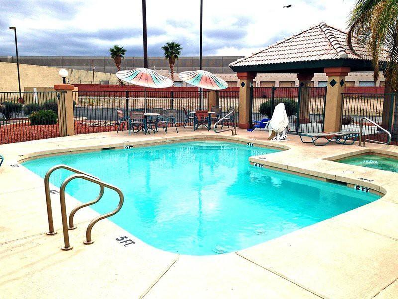 Infinity Inn & Suites Tempe Dış mekan fotoğraf