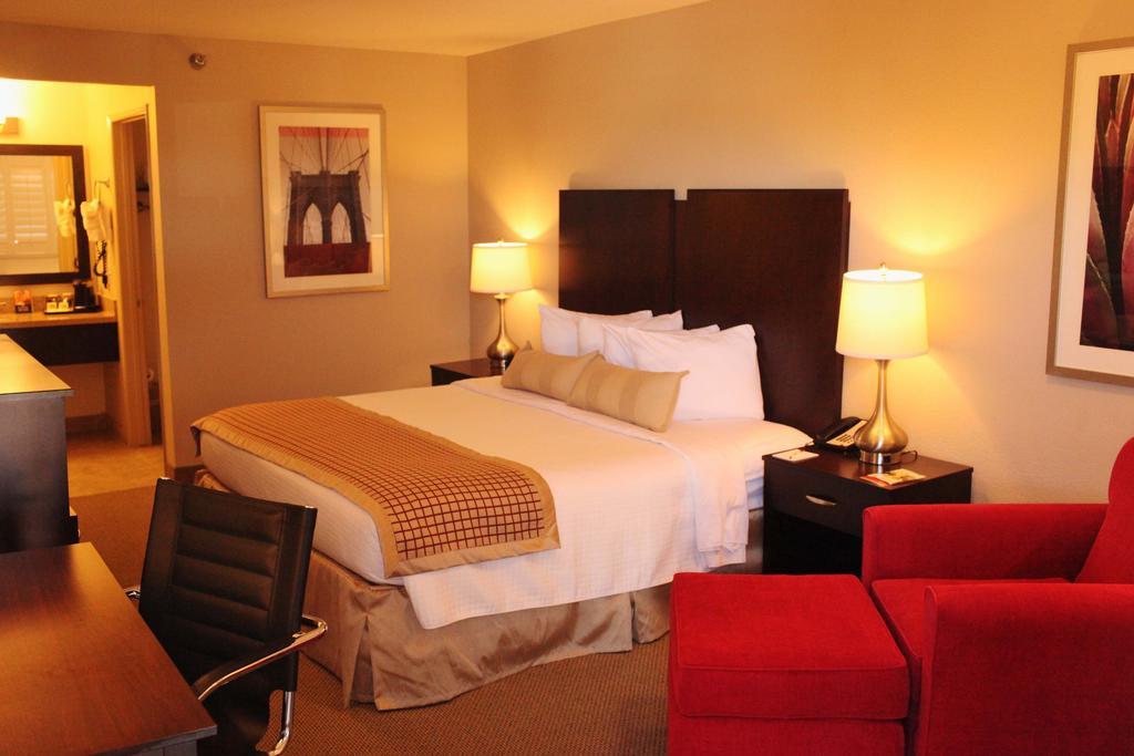 Infinity Inn & Suites Tempe Dış mekan fotoğraf